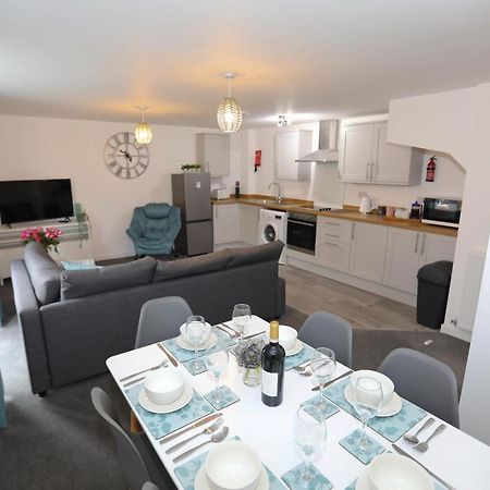 Exmouth - Apartment 2, Strand House - Modern 2 Bedroom Apartment, Perfect Location For Access To Beach & Town Centre - Sleeps 4 Guests - Hosted By Rentmyhouse エクステリア 写真
