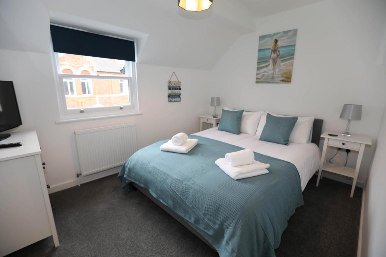 Exmouth - Apartment 2, Strand House - Modern 2 Bedroom Apartment, Perfect Location For Access To Beach & Town Centre - Sleeps 4 Guests - Hosted By Rentmyhouse エクステリア 写真