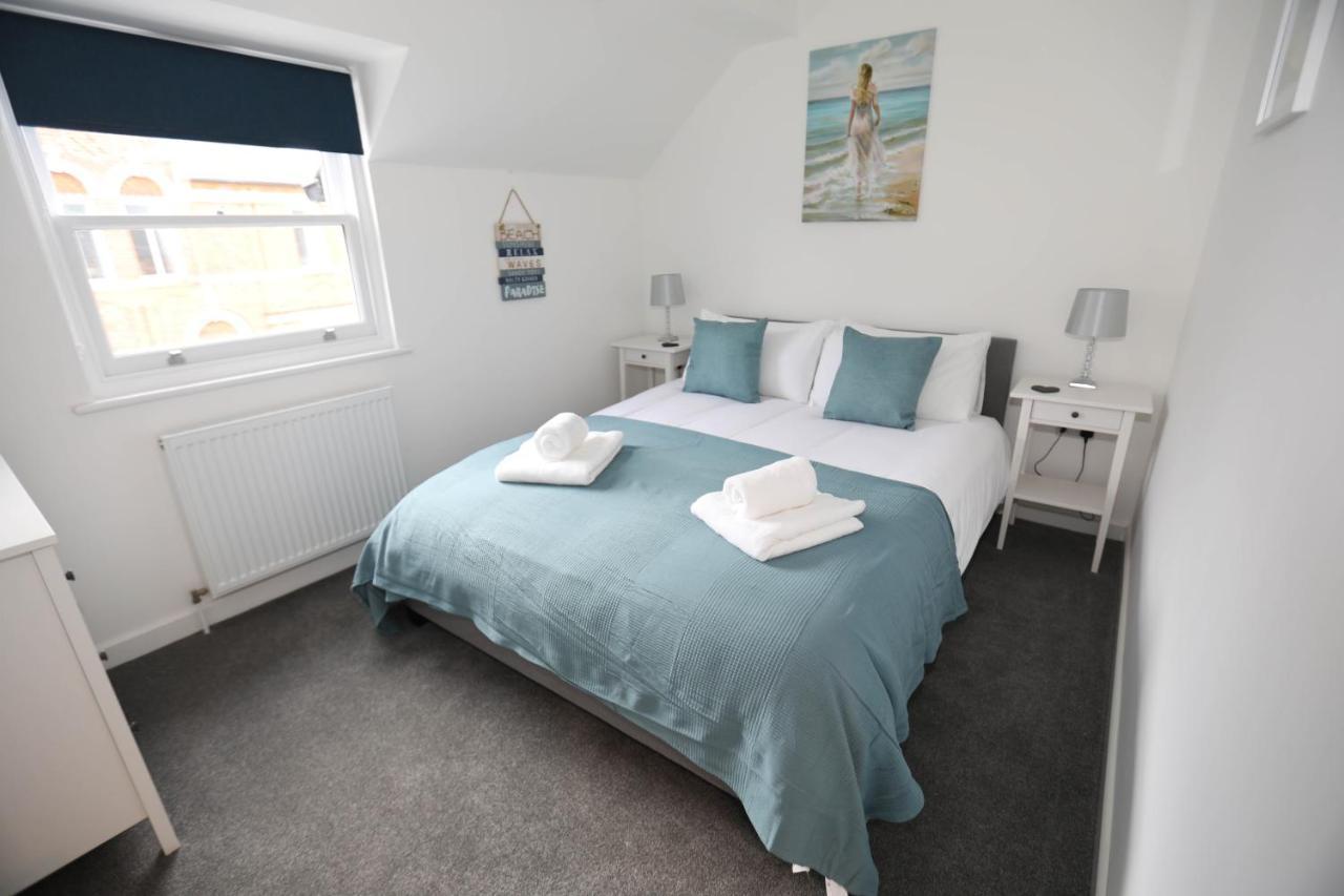 Exmouth - Apartment 2, Strand House - Modern 2 Bedroom Apartment, Perfect Location For Access To Beach & Town Centre - Sleeps 4 Guests - Hosted By Rentmyhouse エクステリア 写真